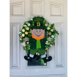 Leprechaun Gold Coins Shamrock Tinsel Saint Patricks Day Wreath Door Hanger